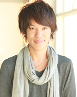 HAIR DIMENSION �\�Q���̃X�^�b�t