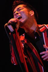 3���Ɋ��A���o���𔭔����鐴�؏�r��@