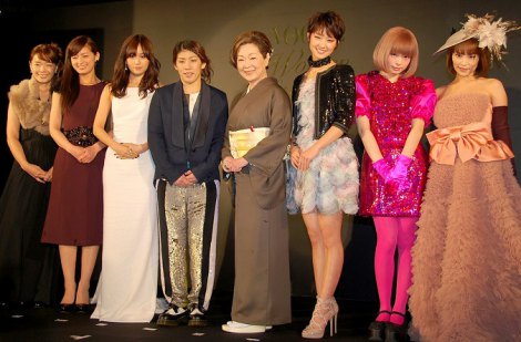 wVOGUE JAPAN Women of the Year 2012x܂ij}UL}A^qAOc֎qAgcۗARIA͍ʉA[ς݂ς݂A삠݁@iCjORICON DD inc. 