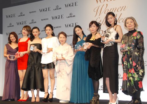wVOGUE JAPAN Women of the Year 2013x܂ij^CAXvcjqAAЂA瑐OAdAvۉqACHIHARUA؊с@iCjORICON NewS inc. 