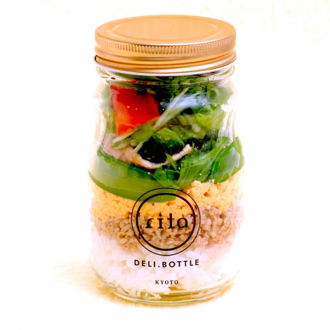 新鮮な京都産の食材を使用した『鶏そぼろのデリボトル』