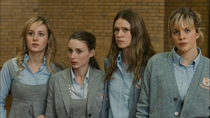 �^�i�[�E�z�[�� �������̗U�f