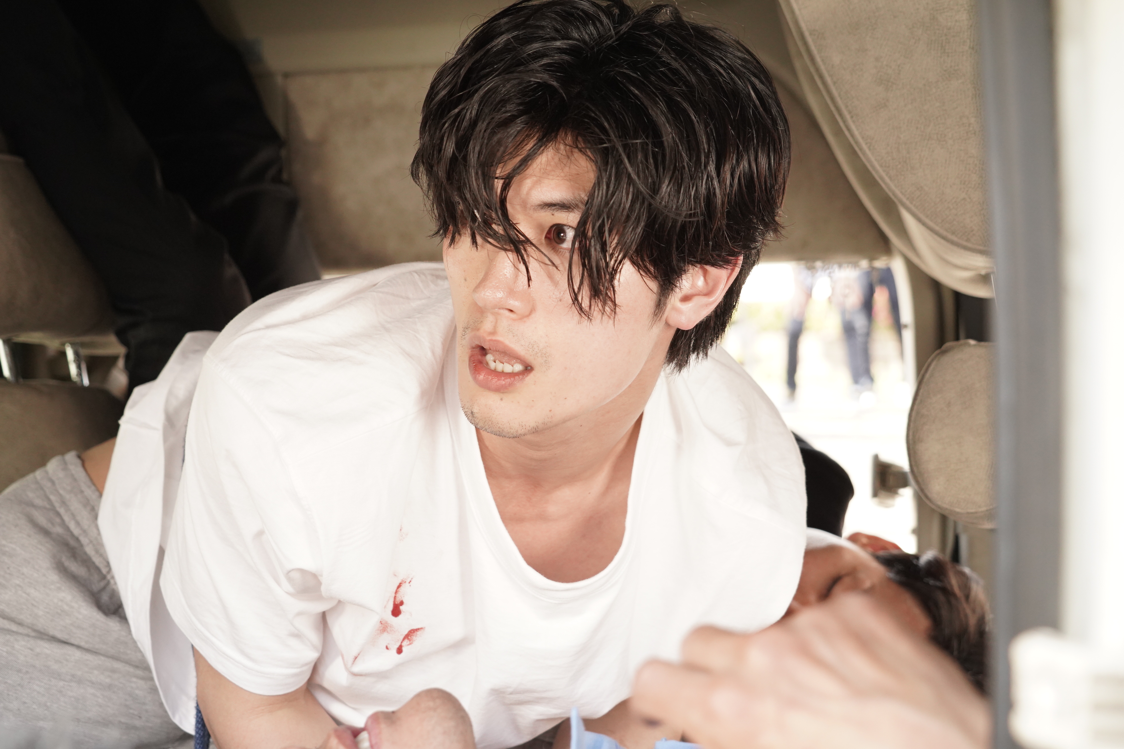 �wTWO WEEKS�x|�剉�F�O�Y�t�n