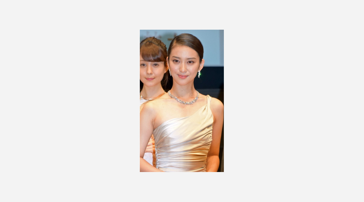 武井咲主演 せいせいするほど愛してる 初回視聴率9 3 Oricon News 武井咲主演 せいせいするほど愛してる 初回視聴率9 3 Oricon News