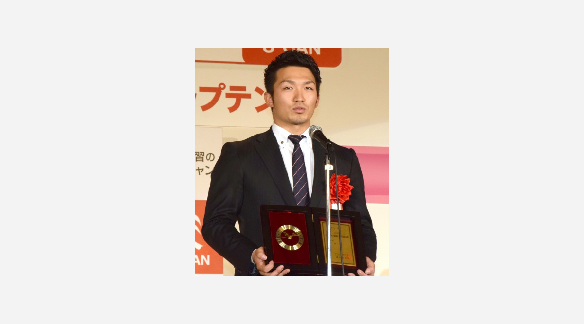 神ってる が流行語大賞 鈴木誠也選手 信じられないの一言 Oricon News 神ってる が流行語大賞 鈴木誠也選手 信じられないの一言 Oricon News