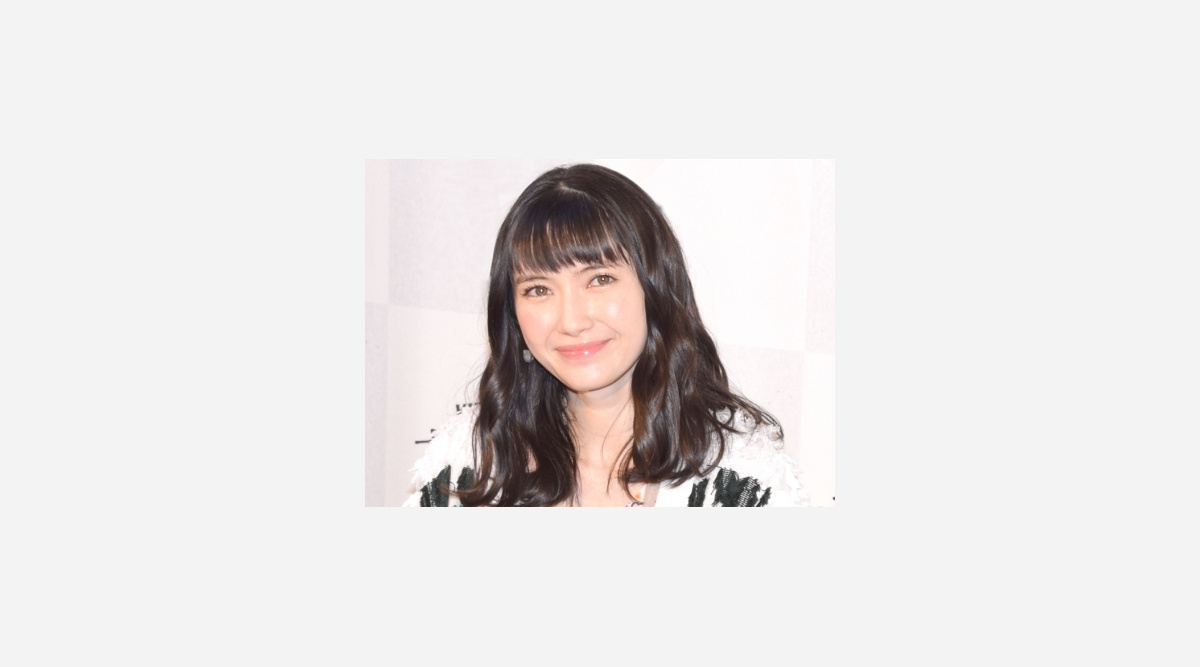 市川紗椰 ユアタイム 最後のあいさつは早口ぎみ 直前の鉄道ニュースに興奮しすぎて Oricon News 市川紗椰 ユアタイム 最後のあいさつは早口ぎみ 直前の鉄道ニュースに興奮しすぎて Oricon News
