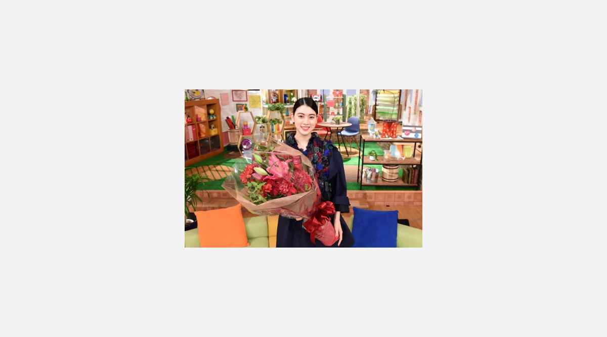 三吉彩花 涙で メレンゲ Mc卒業 3年間は私の誇り Oricon News 三吉彩花 涙で メレンゲ Mc卒業 3年間は私の誇り Oricon News