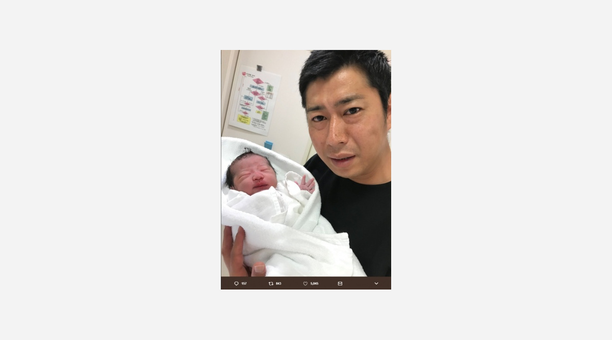 パンサー尾形 第1子女児誕生 産まれてきてくれてサンキューーー Oricon News