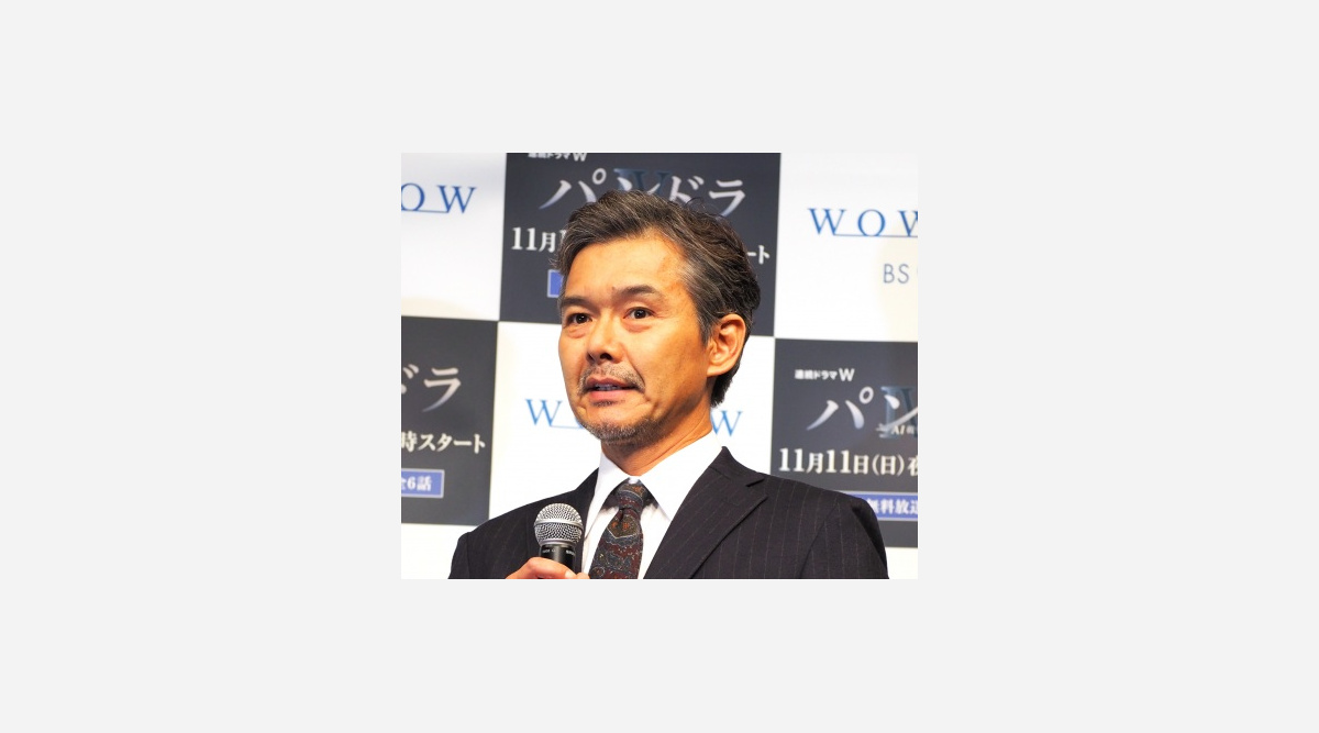 Wowowドラマの常連 渡部篤郎 舞台あいさつを笑いでリード Oricon News