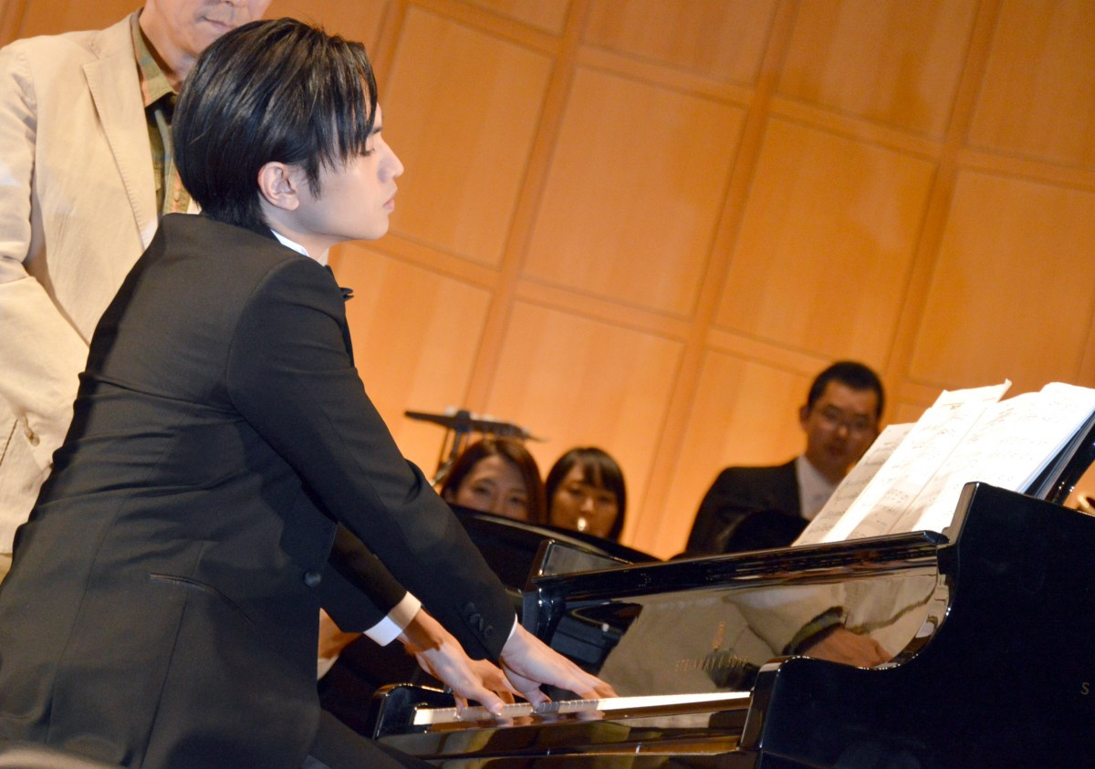 Sexyzone 中島健人 会見で光るワードセンス 東山さんという神 鍵盤を愛さないと 記者コラム Oricon News Sexyzone 中島健人 会見で光るワードセンス 東山さんという神 鍵盤を愛さないと 記者コラム Oricon News
