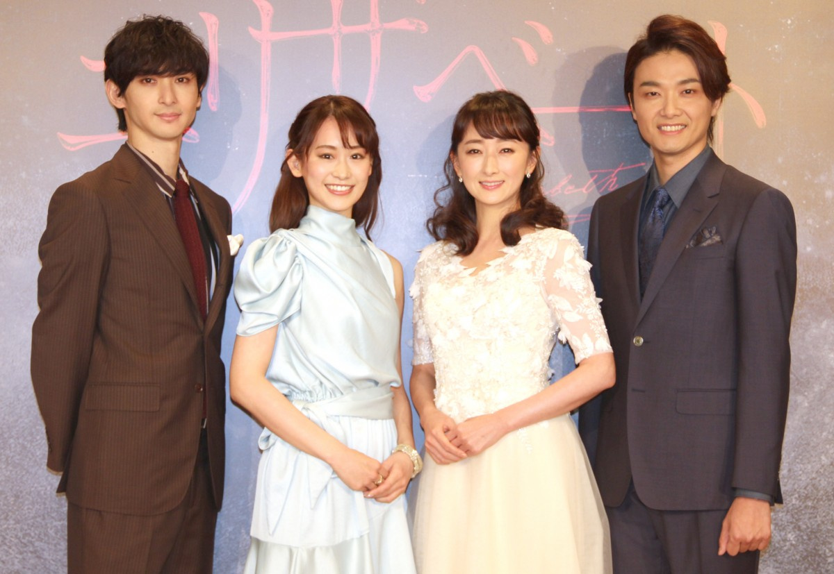 井上芳雄 鼻うがい1日2回の古川雄大イジる 人様に見せられない感じ Oricon News 井上芳雄 鼻うがい1日2回の古川雄大イジる 人様に見せられない感じ Oricon News