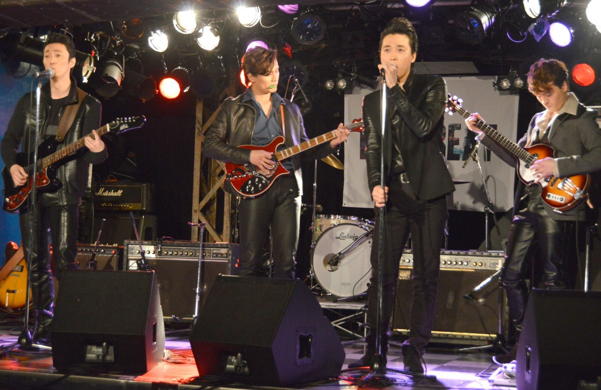 A B C Z戸塚 ふぉ ゆ 辰巳 バンド生演奏を披露 マジックを初体験してしまった Oricon News A B C Z戸塚 ふぉ ゆ 辰巳 バンド生演奏を披露 マジックを初体験してしまった Oricon News