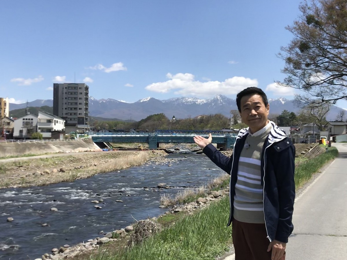 骨折療養の三宅裕司 3ヶ月ぶりに冠番組に帰還 特別な感動がありました Oricon News 骨折療養の三宅裕司 3ヶ月ぶりに冠番組に帰還 特別な感動がありました Oricon News