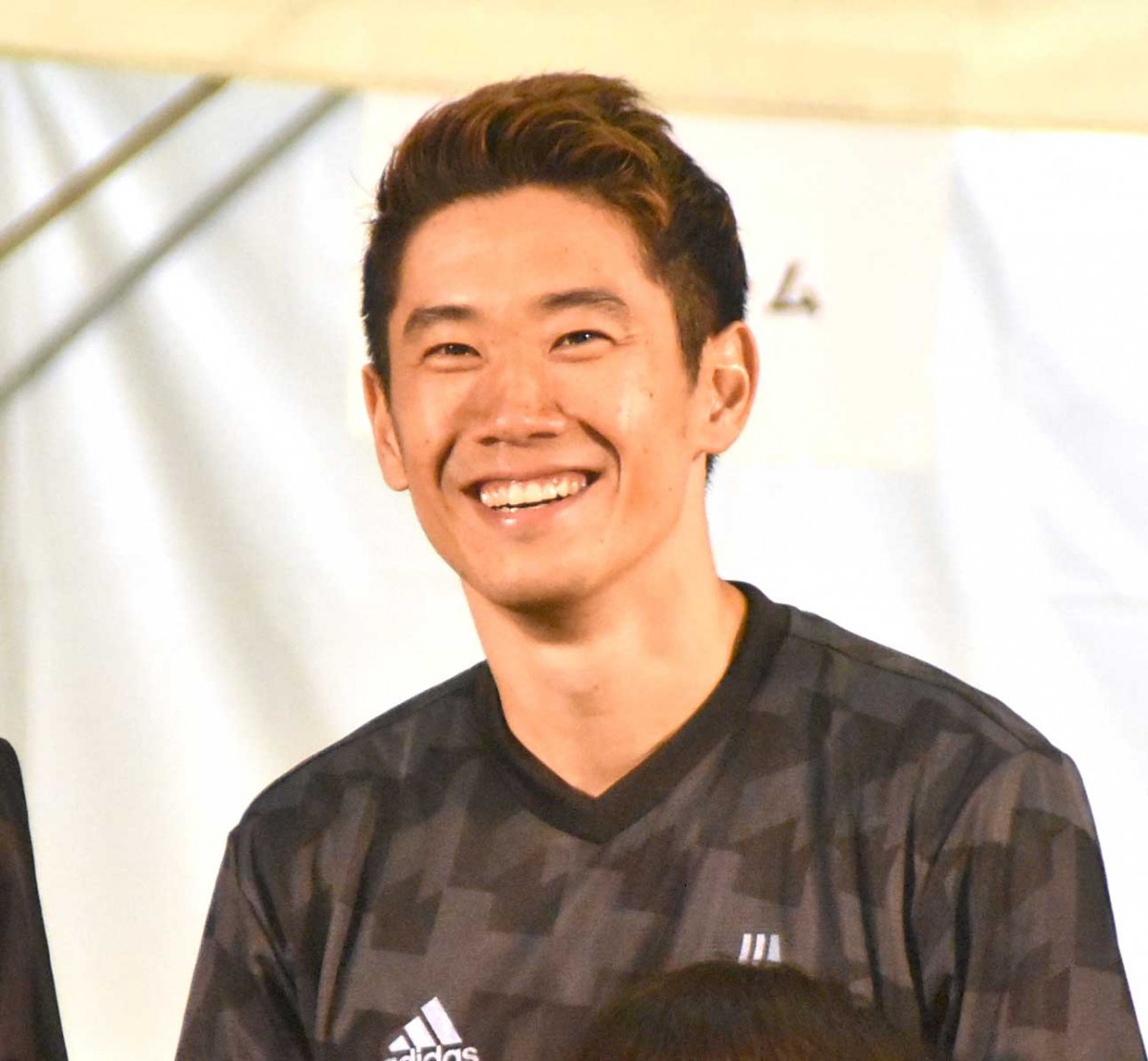 香川真司 原口元気 17歳で代表初選出の久保建英サポート約束 自信を持って楽しんでいる Oricon News 香川真司 原口元気 17歳で代表初選出の久保建英サポート約束 自信を持って楽しんでいる Oricon News
