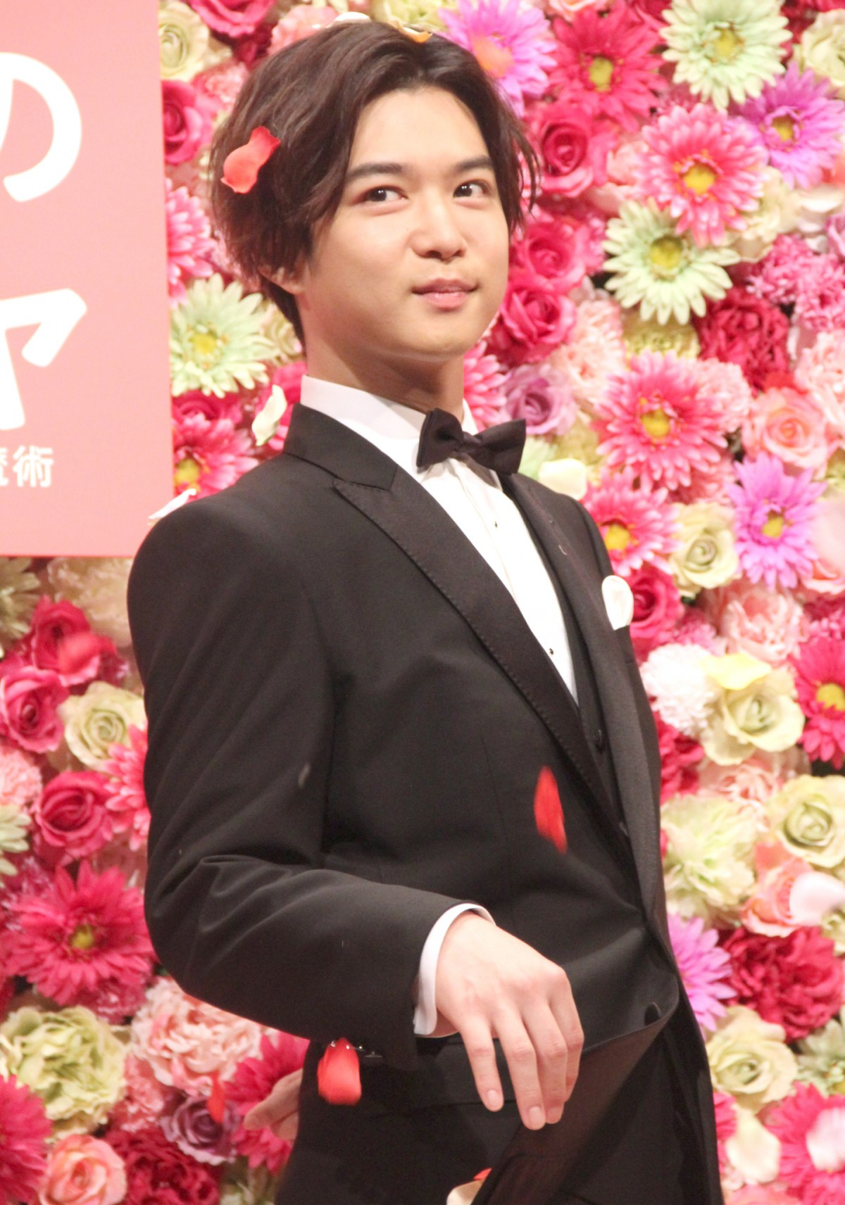 花 も滴るいい男 千葉雄大 ジョジョ 立ち披露 高橋留美子作品好き公言 読んでいたのは 犬夜叉 Oricon News 花 も滴るいい男 千葉雄大 ジョジョ 立ち披露 高橋留美子作品好き公言 読んでいたのは 犬夜叉 Oricon News