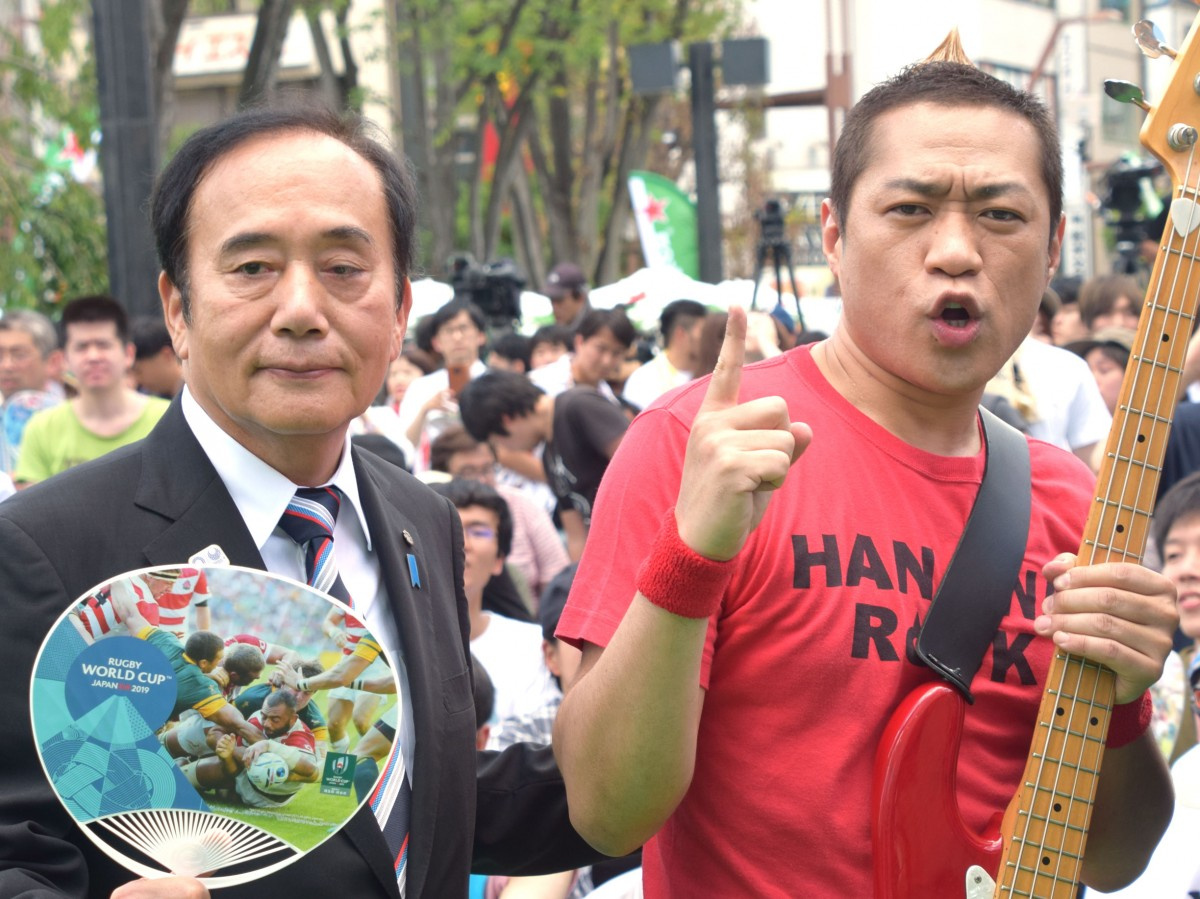 はなわ 埼玉県知事に土下座謝罪 翔んで埼玉 主題歌で 尋常じゃないくらいディスってる Oricon News はなわ 埼玉県知事に土下座謝罪 翔んで埼玉 主題歌で 尋常じゃないくらいディスってる Oricon News