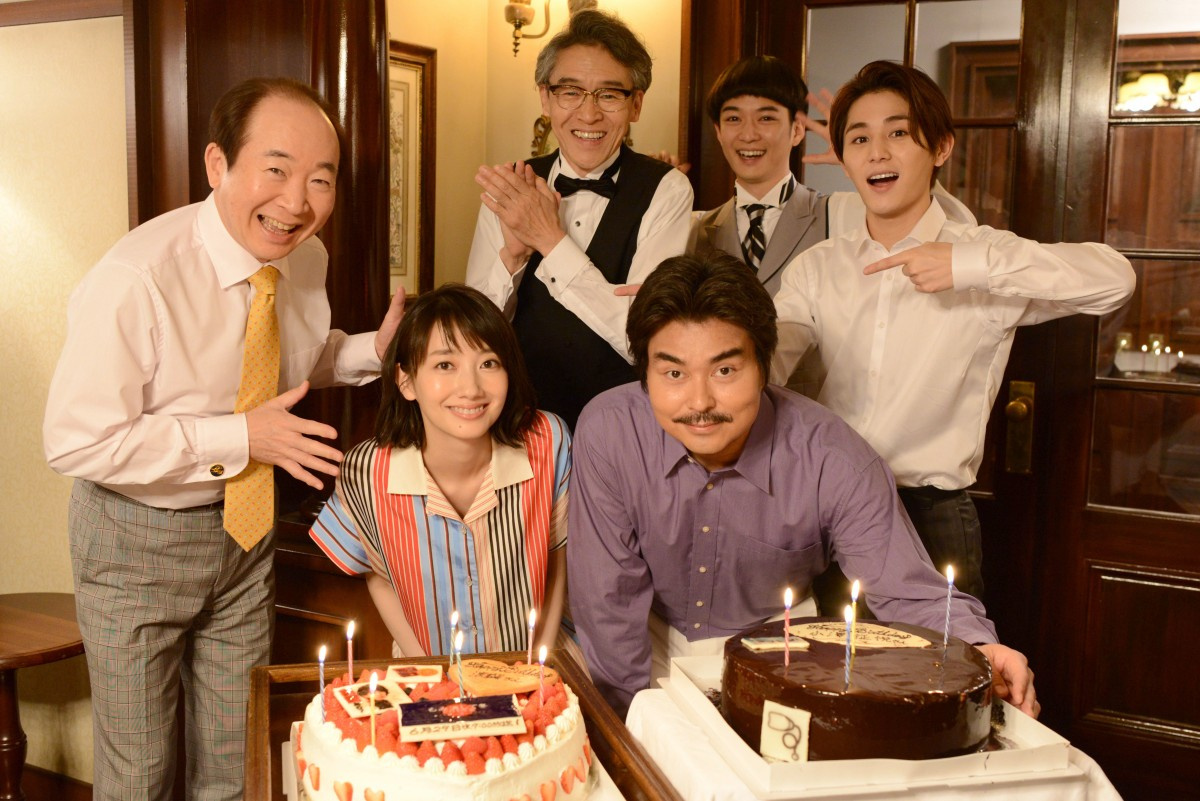 末っ子 山田涼介 波瑠 小澤征悦の誕生日をサプライズ祝福 Oricon News