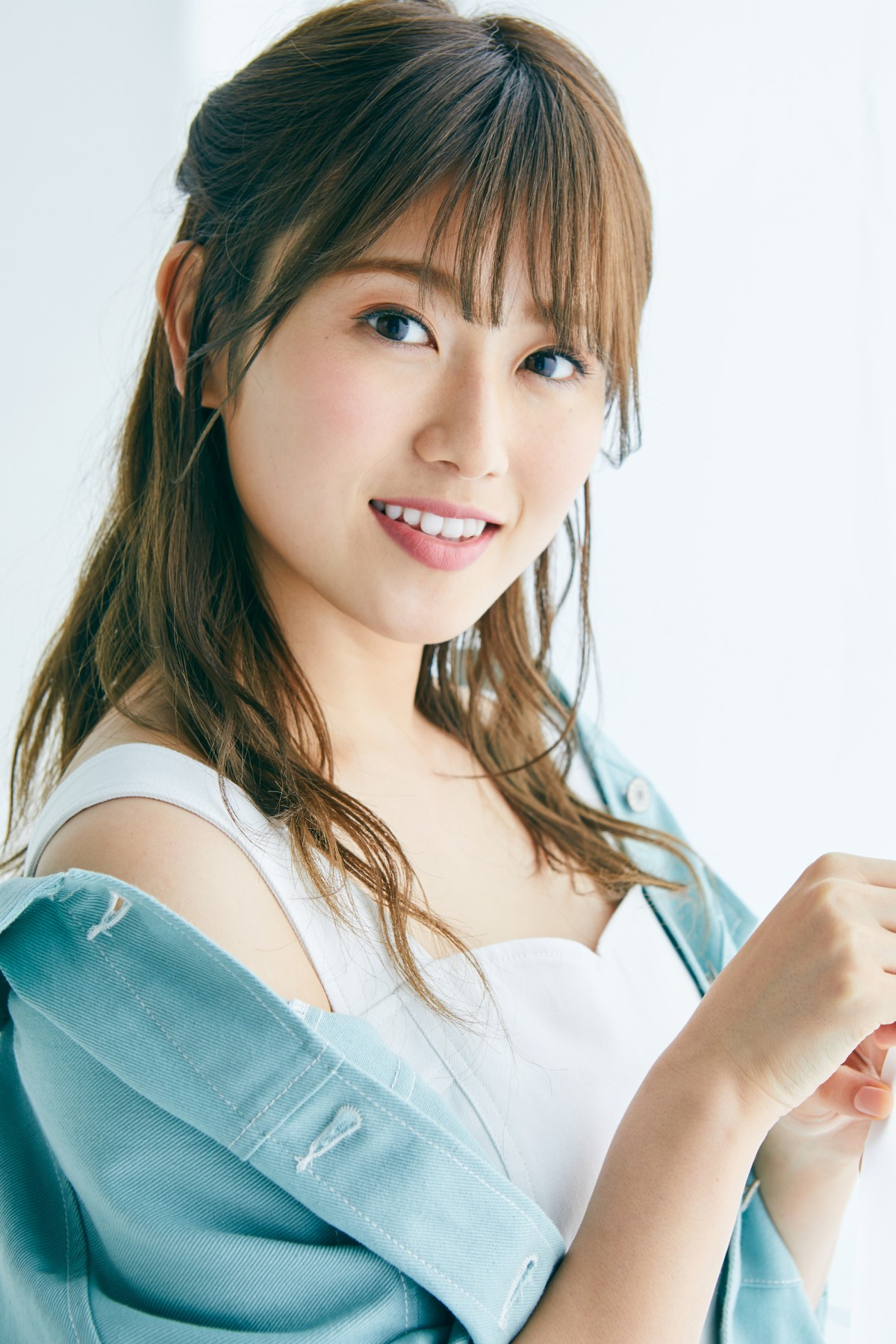 欅坂46副キャプテン 守屋茜が見据える未来 唯一無二のような存在に 初写真集への思い告白 Oricon News 欅坂46副キャプテン 守屋茜が見据える未来 唯一無二のような存在に 初写真集への思い告白 Oricon News