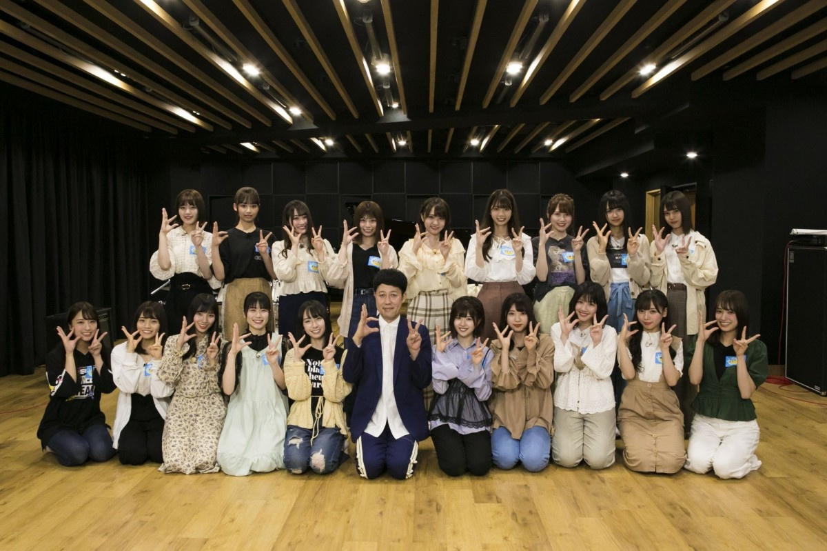日向坂46 Hinabingo 2 決定サプライズに大歓喜 司会の小籔も続投 Oricon News 日向坂46 Hinabingo 2 決定サプライズに大歓喜 司会の小籔も続投 Oricon News