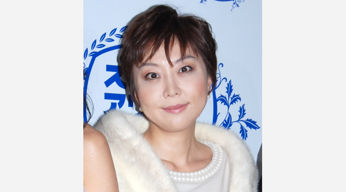 作家の室井佑月氏 乳がん公表 早期発見で入院と手術は8月 Oricon News