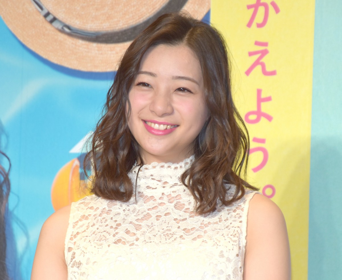 足立梨花 水着ショットで色気全開 リアル人魚姫 マーメイドですか Oricon News 足立梨花 水着ショットで色気全開 リアル人魚姫 マーメイドですか Oricon News