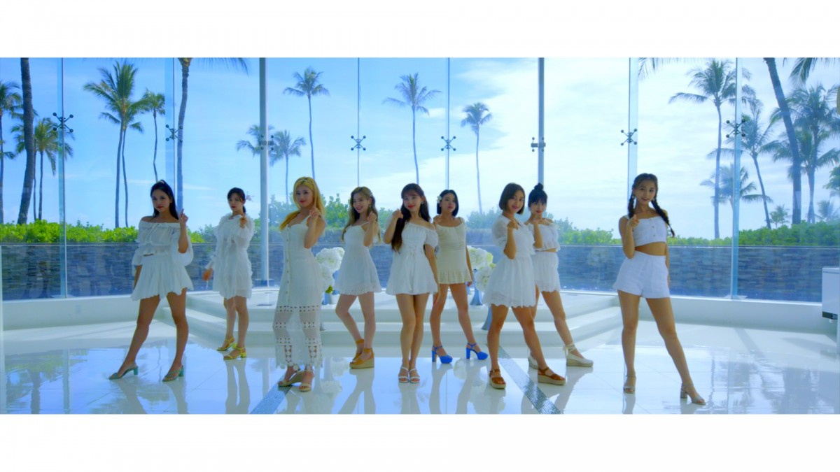 Twiceがハワイ満喫 Happyhappy なダンス メイキングmv公開 Oricon News Twiceがハワイ満喫 Happyhappy なダンス メイキングmv公開 Oricon News