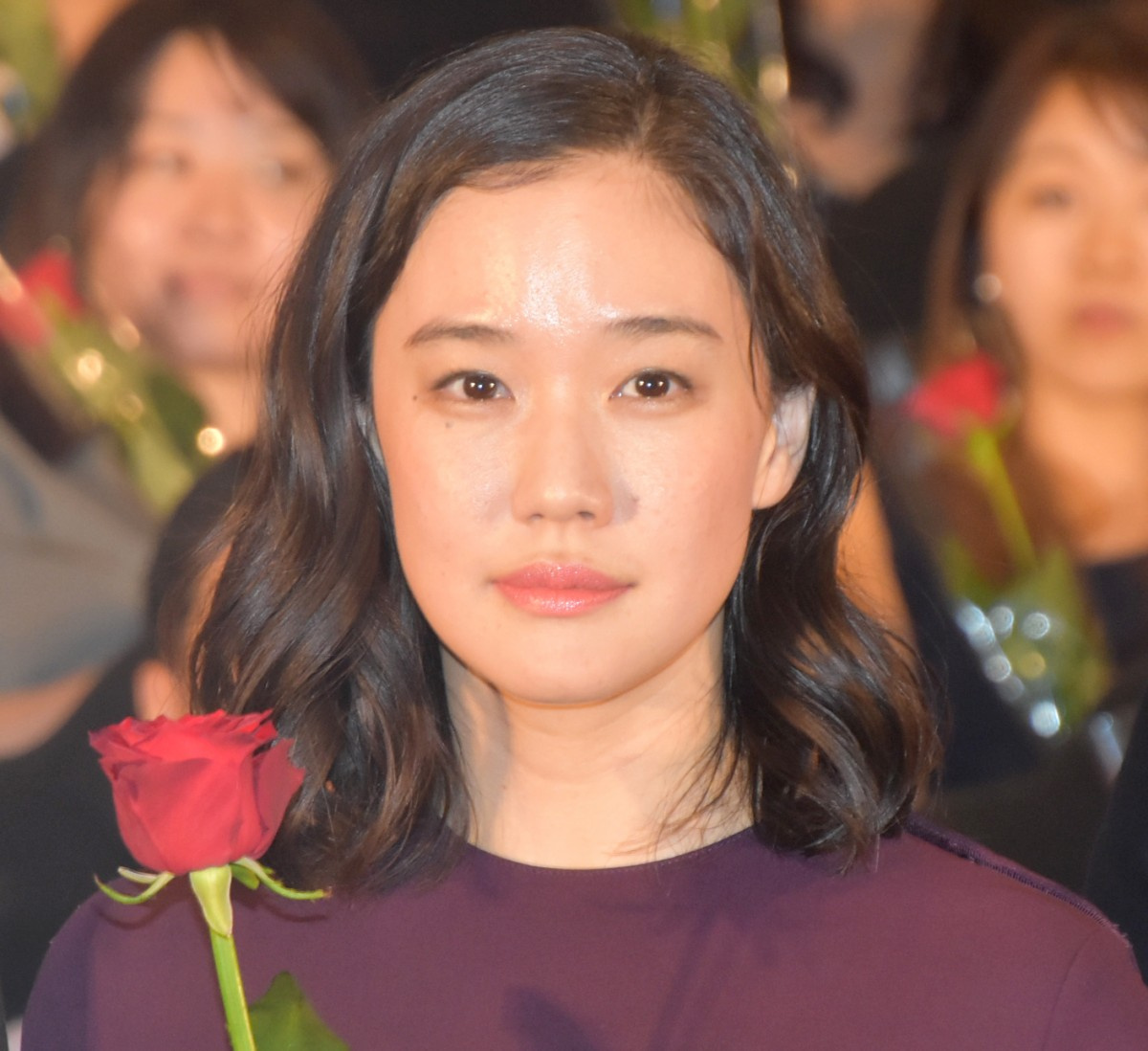 蒼井優 ファンから山ちゃんとの結婚祝福され笑顔 ありがとうございます Oricon News 蒼井優 ファンから山ちゃんとの結婚祝福され笑顔 ありがとうございます Oricon News