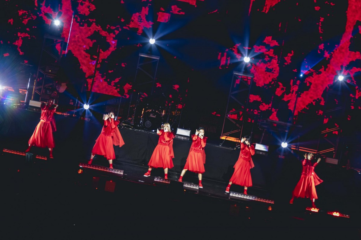 Bish初の大阪城ホール公演で1万00人熱狂 地元出身アイナ ジ エンド 最高を更新していく Oricon News