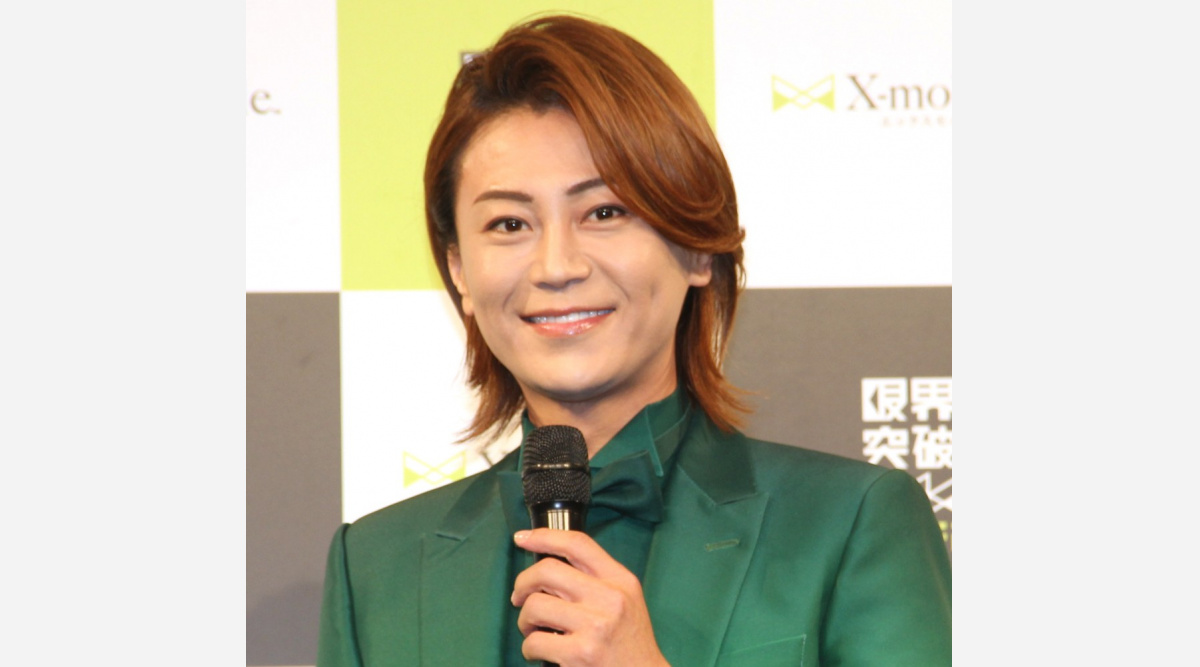 セクシー路線 氷川きよし 母も激励 徹底的にやったら アイシャドー入れると落ち着く Oricon News セクシー路線 氷川きよし 母も激励 徹底的にやったら アイシャドー入れると落ち着く Oricon News