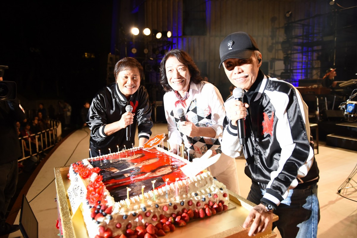 アリス メンバー全員が70歳に 堀内孝雄のバースデーをファン2500人とお祝い Oricon News アリス メンバー全員が70歳に 堀内孝雄のバースデーをファン2500人とお祝い Oricon News
