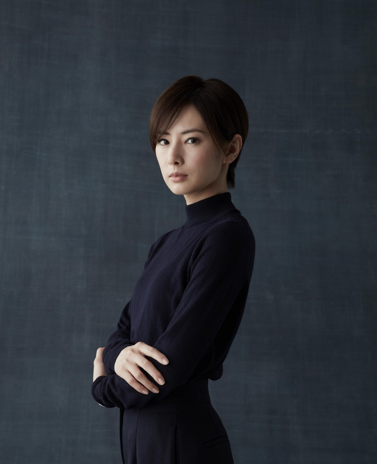 北川景子 初の ショートヘア に 主演役作りで30センチ以上カット 別人になれた Oricon News