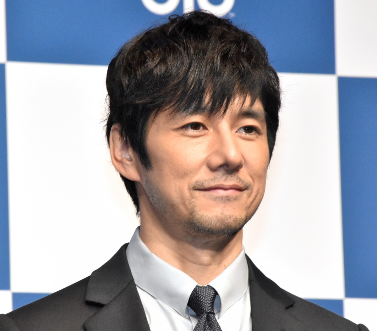 西島秀俊 Cm撮影のハプニング明かす 耳元に 文鳥さん 乗った Oricon News 西島秀俊 Cm撮影のハプニング明かす 耳元に 文鳥さん 乗った Oricon News