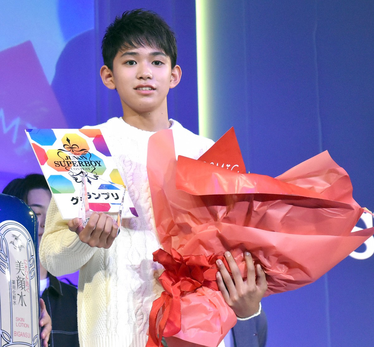 令和初の ジュノンスーパーボーイ 中学1年生が 史上最年少gp 12歳 渡邉多緒さんに栄冠 Oricon News