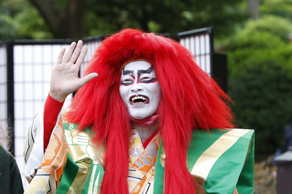 ドクターx 海老名が白塗り鏡獅子に 遠藤憲一 俺の顔 怖いよ 笑 Oricon News ドクターx 海老名が白塗り鏡獅子に 遠藤憲一 俺の顔 怖いよ 笑 Oricon News