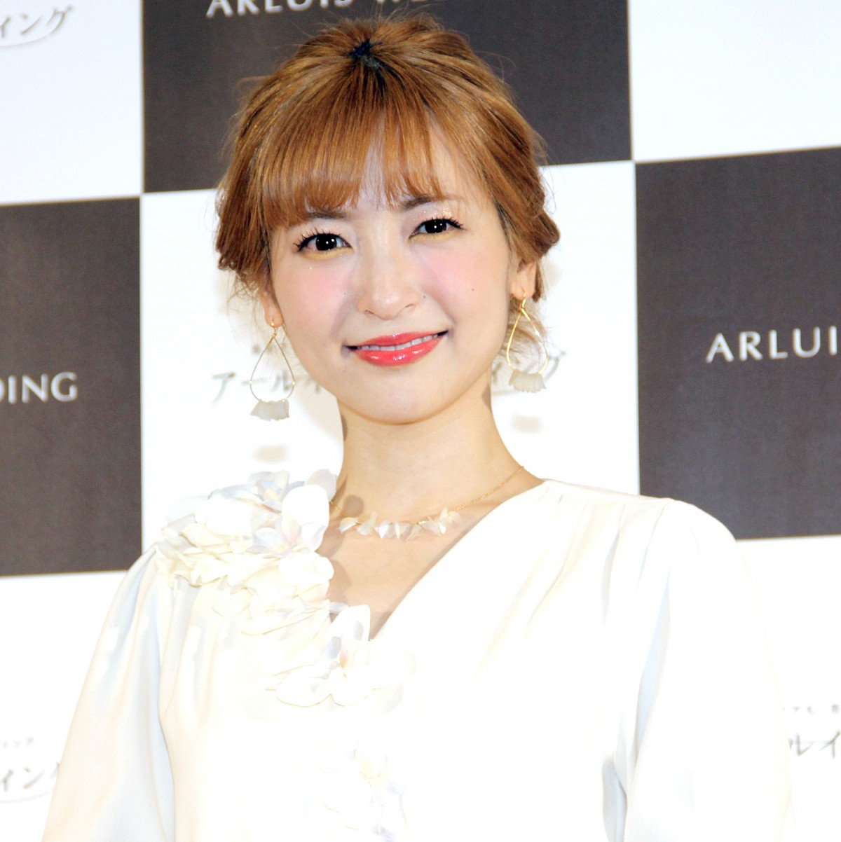 神田沙也加と村田充が離婚を報告 前を向いてそれぞれの人生を Oricon News 神田沙也加と村田充が離婚を報告 前を向いてそれぞれの人生を Oricon News