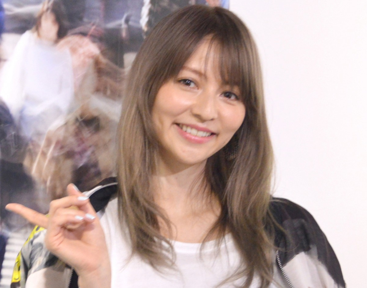 香里奈 えれな姉妹 久々2ショット公開 かわいいと綺麗の渋滞 永久保存版 Oricon News 香里奈 えれな姉妹 久々2ショット公開 かわいいと綺麗の渋滞 永久保存版 Oricon News