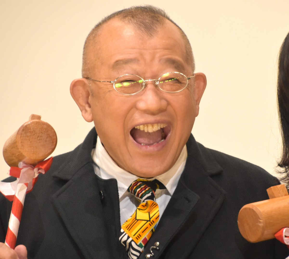 笑福亭鶴瓶 愛妻と ミニオン 風2ショット披露 奥様かわいい アツアツですね Oricon News 笑福亭鶴瓶 愛妻と ミニオン 風2ショット披露 奥様かわいい アツアツですね Oricon News