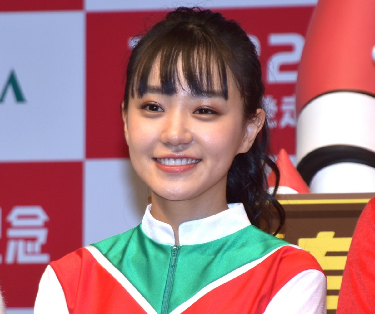 奈緒 彼女感あふれるドアップショット かわいすぎて罪 ほれてまったやろ Oricon News