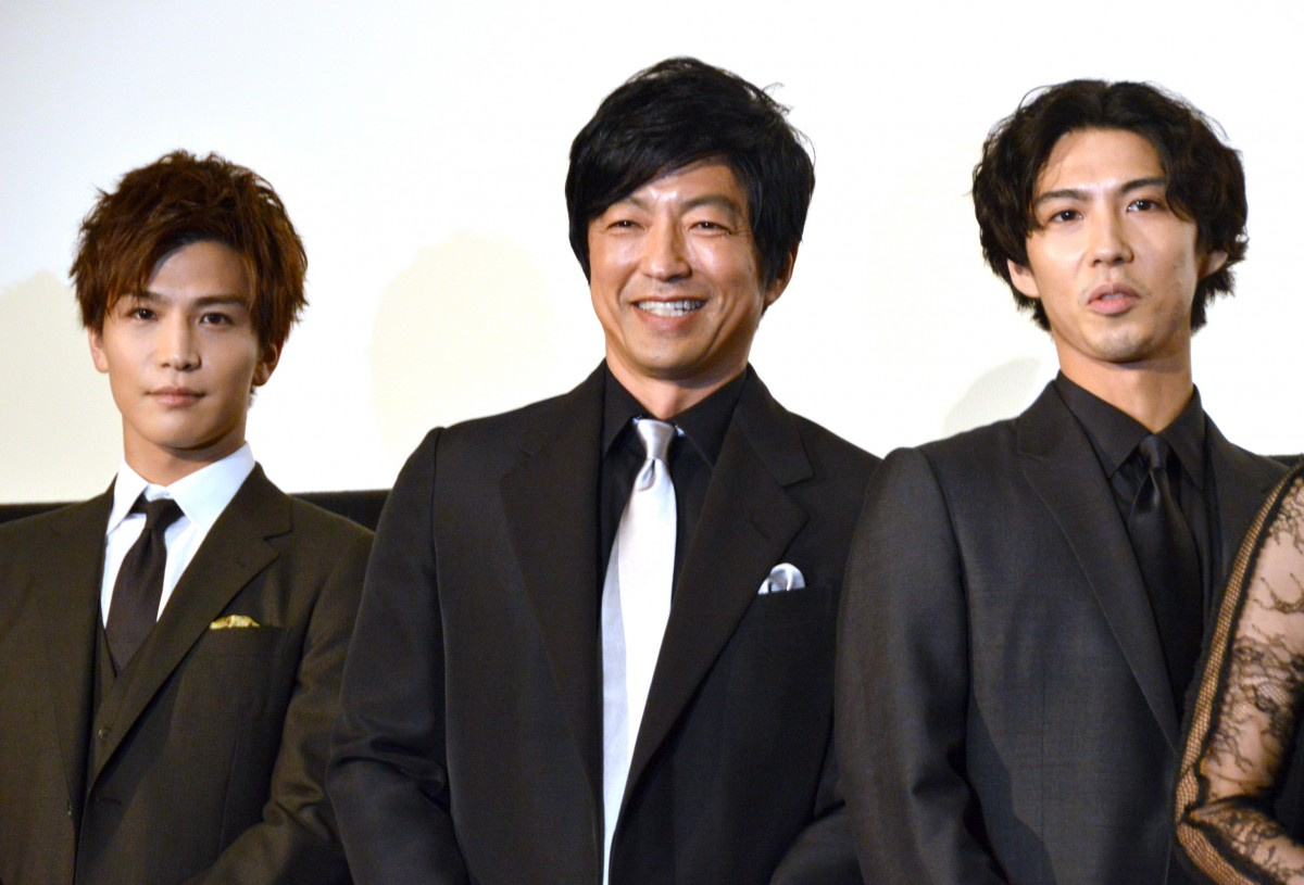 賀来賢人 岩田剛典 一般人と相席に困惑 大沢たかおがうっかり 予約ミス Oricon News 賀来賢人 岩田剛典 一般人と相席に困惑 大沢たかおがうっかり 予約ミス Oricon News