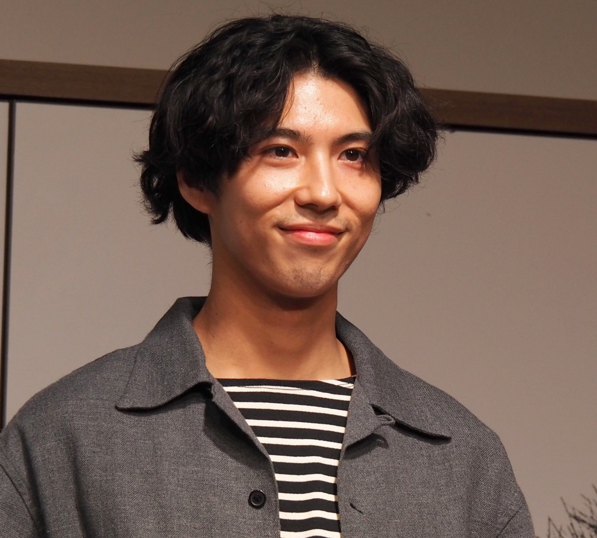 賀来賢人 全力 演技の山本舞香を 現場のヒロイン と絶賛 Oricon News 賀来賢人 全力 演技の山本舞香を 現場のヒロイン と絶賛 Oricon News