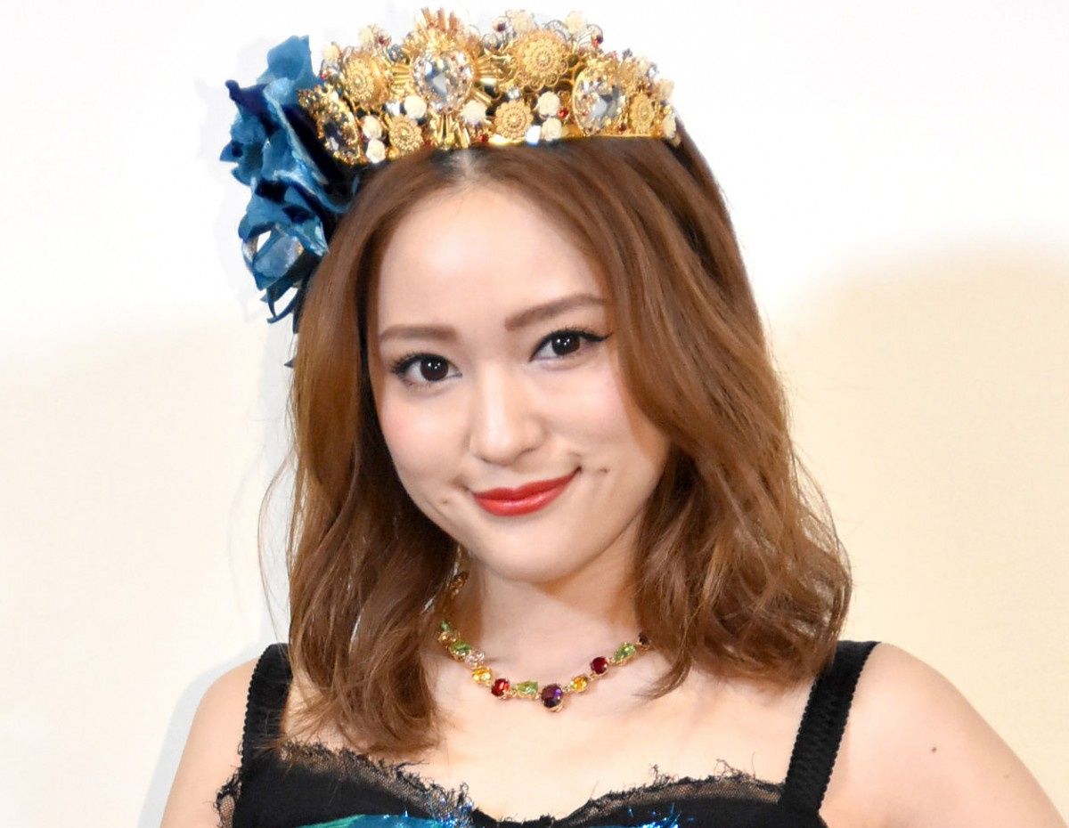 おばさんデビュー Chay 姪っ子披露で こんなかわいい新生児見たことない の声 Oricon News