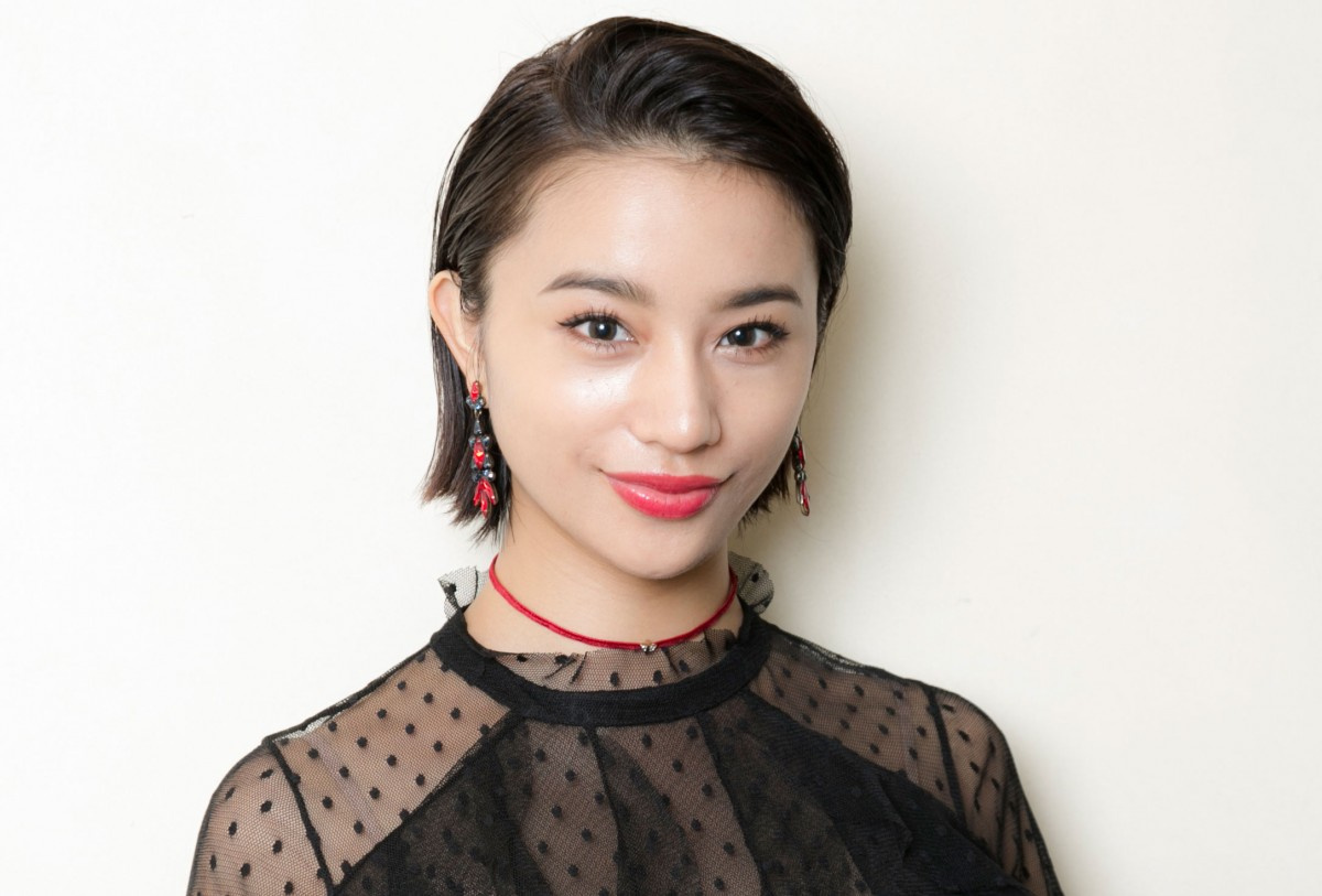 高橋メアリージュン 4きょうだいの集合ショット公開 美男美女 似てるー Oricon News