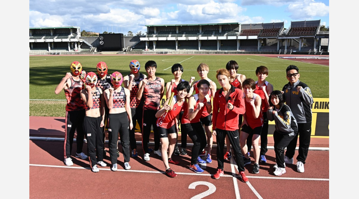 上田竜也率いる ジャニーズ陸上部 現役最強マスクスプリンター軍と白熱バトル Oricon News 上田竜也率いる ジャニーズ陸上部 現役最強マスクスプリンター軍と白熱バトル Oricon News