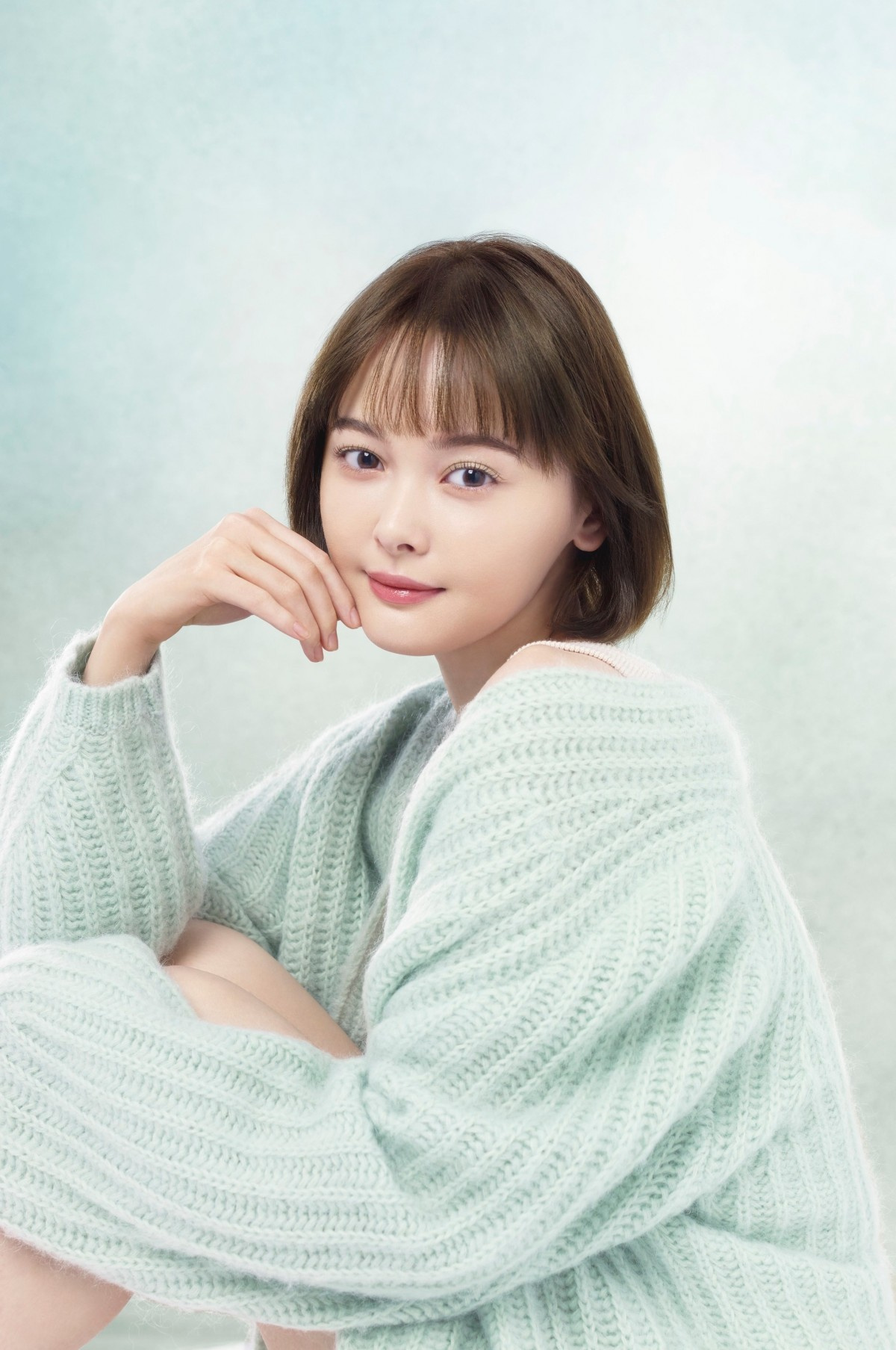 玉城ティナ 10色のヘアカラーに変身 大人の女性や無邪気な少女を演じ分け Oricon News