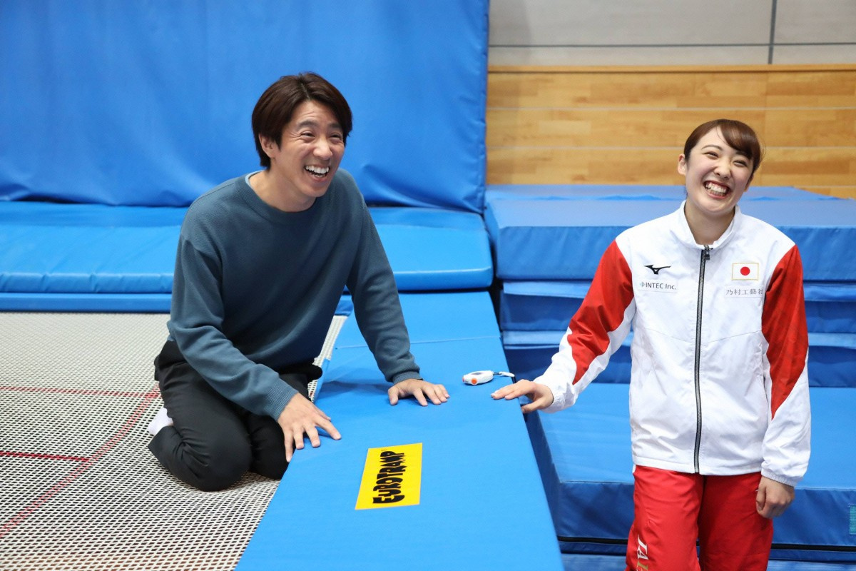 関ジャニ 村上信五 トランポリン体験で苦戦 森ひかる選手からコツ伝授 Oricon News 関ジャニ 村上信五 トランポリン体験で苦戦 森ひかる選手からコツ伝授 Oricon News