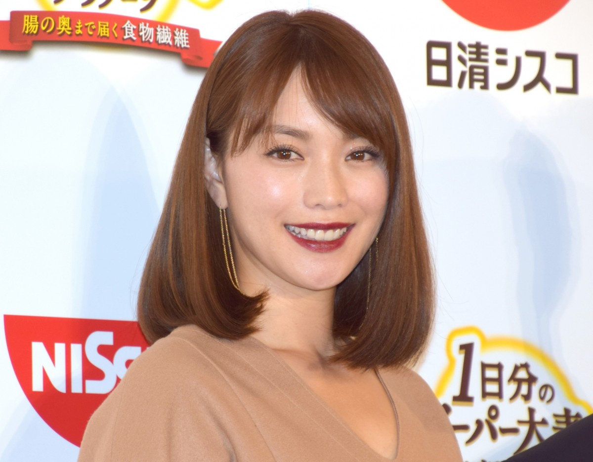 蛯原友里 息子 自宅 ショット公開 かわいい息子君 インテリアが素敵 Oricon News