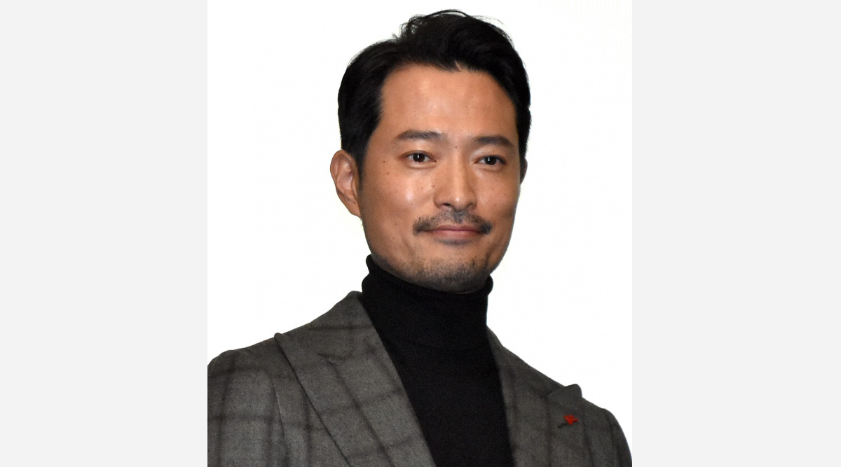 エボルト 前川泰之 次男の誕生日にビルドドライバー贈る 変身したらパパを倒せる だそうです Oricon News エボルト 前川泰之 次男の誕生日にビルドドライバー贈る 変身したらパパを倒せる だそうです Oricon News