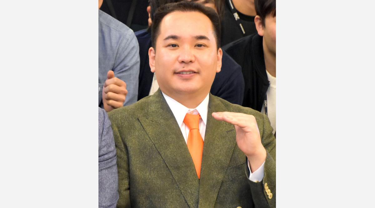 ミルクボーイ内海 結婚を報告 また1つ目標を達成できました Oricon News ミルクボーイ内海 結婚を報告 また1つ目標を達成できました Oricon News
