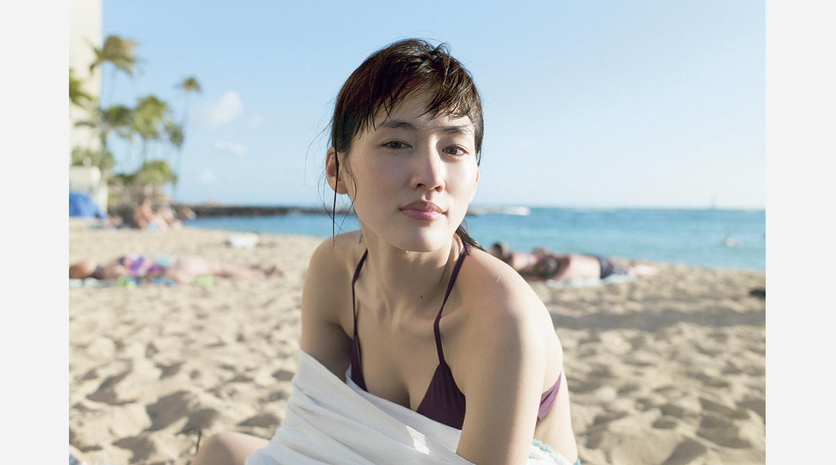 綾瀬はるか 最新写真集で 野生児 に戻る 貴重な水着姿も披露 Oricon News 綾瀬はるか 最新写真集で 野生児 に戻る 貴重な水着姿も披露 Oricon News