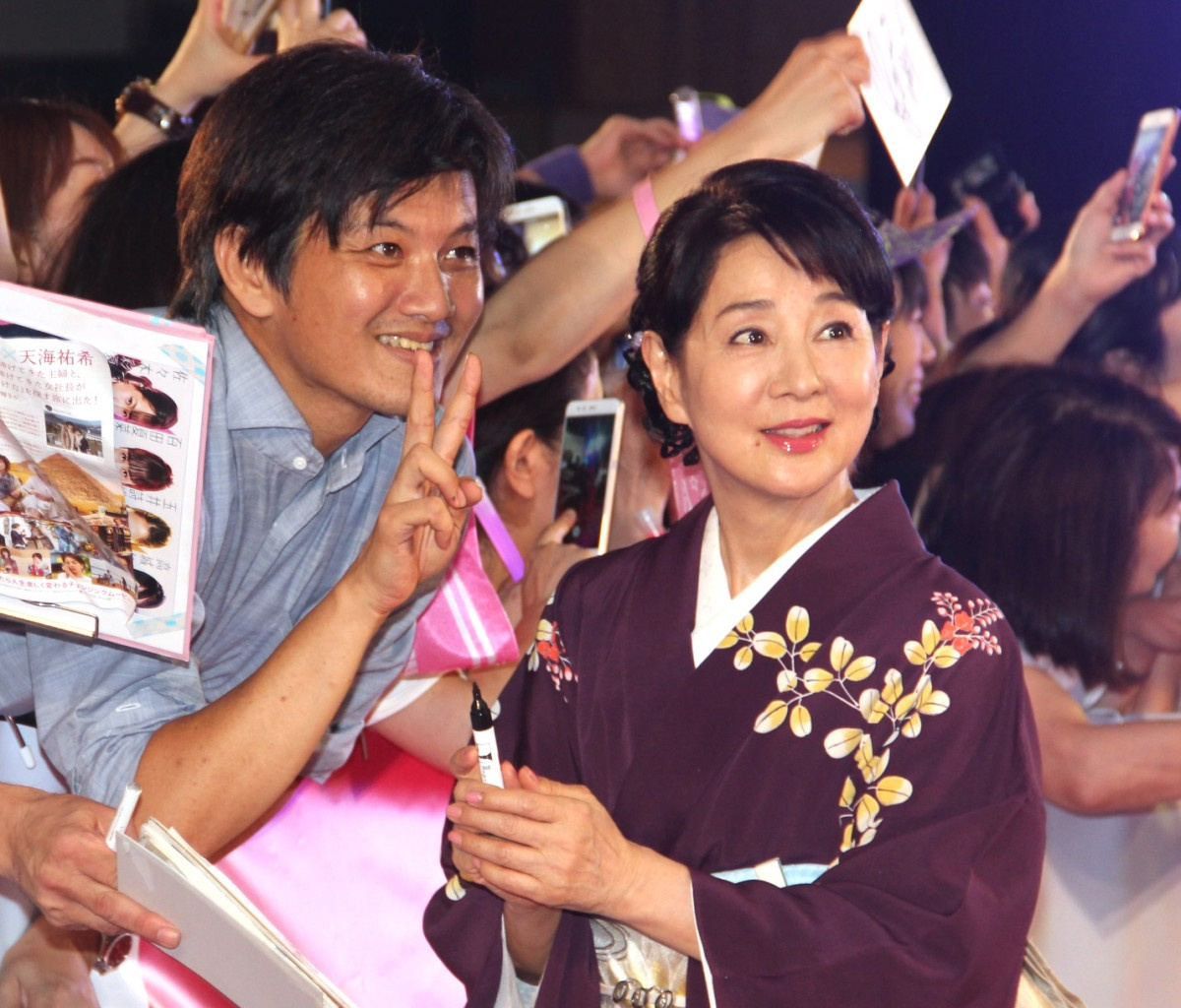 芸歴62年 吉永小百合 初のファンサービス体験 宝塚のスターになったようでした Oricon News 芸歴62年 吉永小百合 初のファンサービス体験 宝塚のスターになったようでした Oricon News